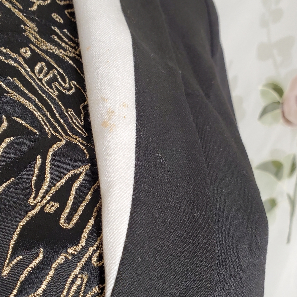 Express Suit, Used In Perfect Condition. Size 4 - image 5